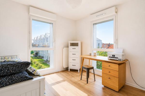 Appartement
         4 pièces
        - 86 m² Exclusivité 325 000 € *