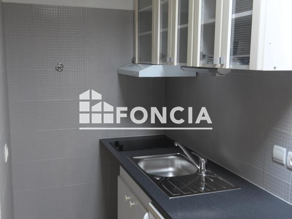 Location Appartement meublé 2 pièces 35.15 m² - 4 RUE SAURIN Nimes 30000