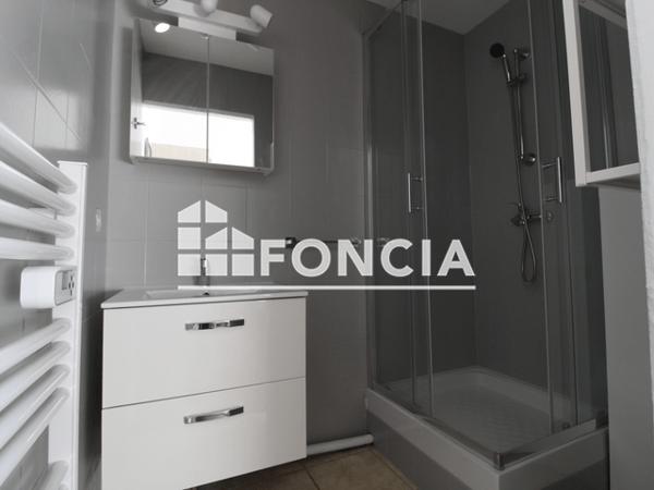 Location Appartement meublé 2 pièces 35.15 m² - 4 RUE SAURIN Nimes 30000
