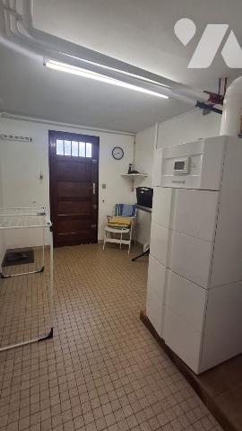 Sur la commune de DRANCY (Seine-Saint-Denis) Maison de 6 Pièces Principales