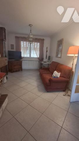 Sur la commune de DRANCY (Seine-Saint-Denis) Maison de 6 Pièces Principales