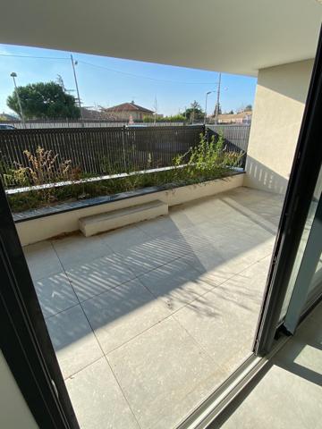 Bien récent avec belle terrasse