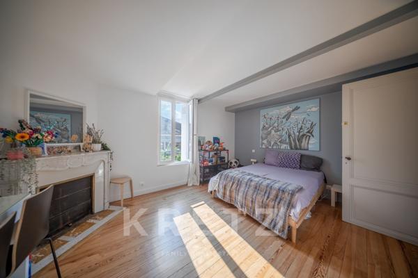 Bordeaux Fondaudège, Maison d’hôtes ou co-living haut de gamme — 300 m² avec vue exceptionnelle toit