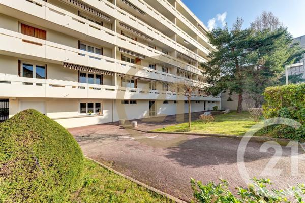 Appartement F4 à vendre  5 pièces - 104 m2 LYON - 69003