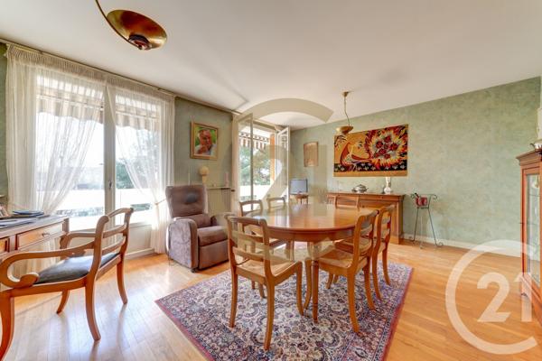 Appartement F4 à vendre  5 pièces - 104 m2 LYON - 69003