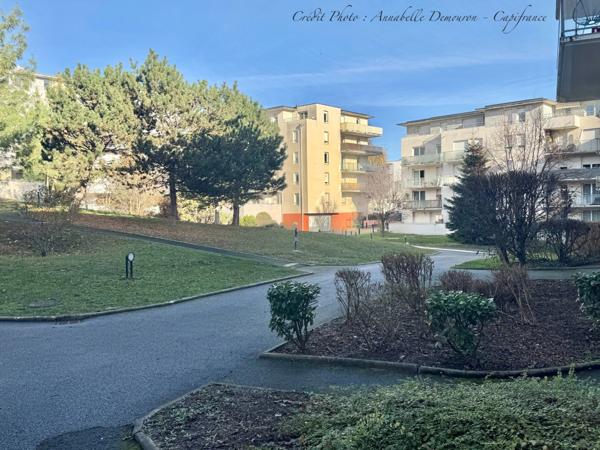 Appartement à vendre 3 pièces (63) CLERMONT-FERRAND – ORADOU / LIMITE CHAMALIÈRES – T2 BIS AVEC TERRASSE + GARAGE + CAVE