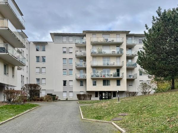 Appartement à vendre 3 pièces (63) CLERMONT-FERRAND – ORADOU / LIMITE CHAMALIÈRES – T2 BIS AVEC TERRASSE + GARAGE + CAVE