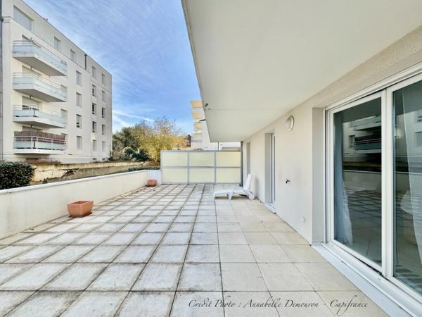 Appartement à vendre 3 pièces (63) CLERMONT-FERRAND – ORADOU / LIMITE CHAMALIÈRES – T2 BIS AVEC TERRASSE + GARAGE + CAVE