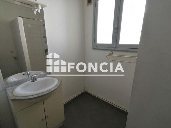 Location Appartement 2 pièces 80.77 m² - 1 RUE COMMANDANT FARRET Beziers 34500
