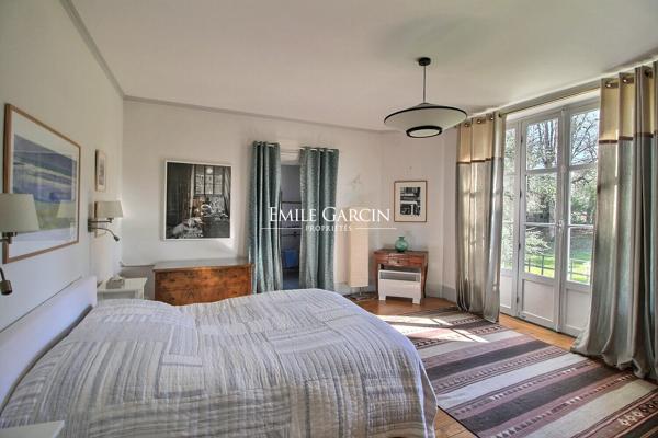 A VENDRE-SEINE PORT 77-  Demeure familliale et historique,