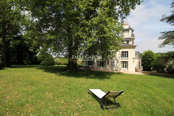 A VENDRE-SEINE PORT 77-  Demeure familliale et historique,
