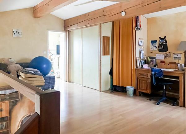 Maison à vendre    6 pièces •  Marseillan