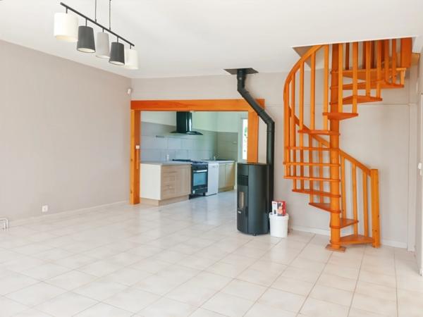 Maison familiale avec un grand sous-sol à MOISSAC