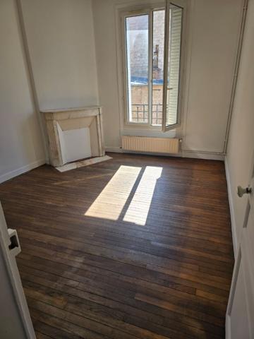 APPARTEMENT F3 CENTRE VILLE
