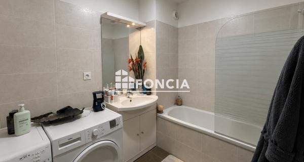 À vendre Appartement 4 pièces 77 m² - Neuville-sur-saône 69250