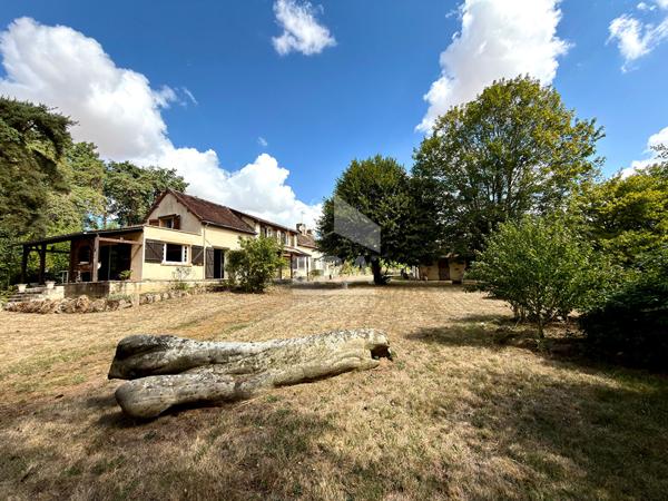 Belle propriété ? 207 m² ? terrain 9 388 m²