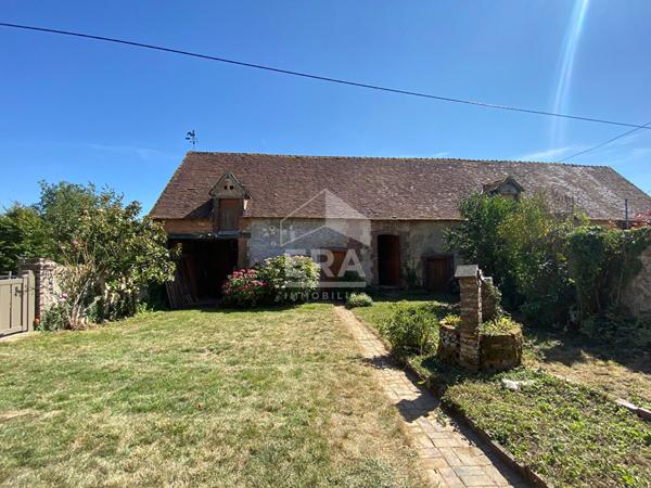 Maison ancienne à rénover, hameau calme proche Thiron-Gardais