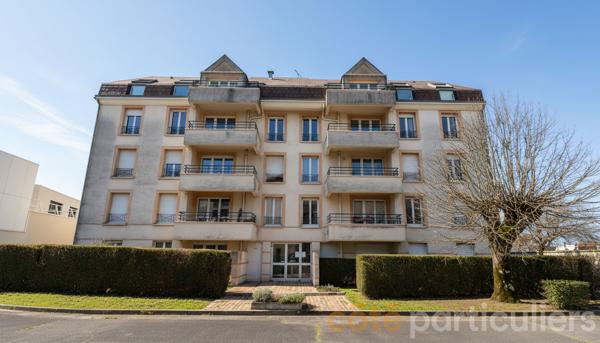 Vente
                Appartement76,94 m² - 3 Pièces -
                    OLIVET (45160)