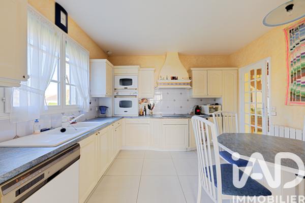 Maison à vendre 6 pièces 198 m² Lagny-sur-Marne