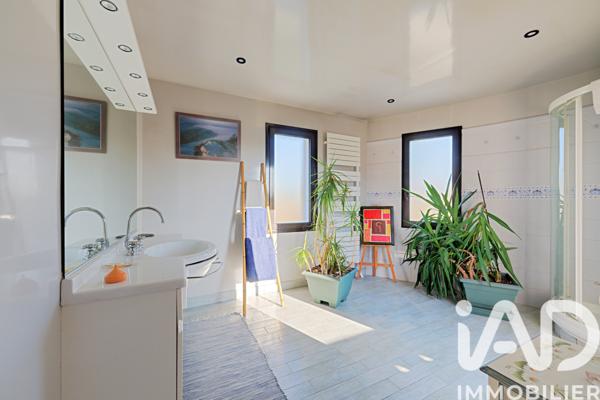 Maison à vendre 6 pièces 198 m² Lagny-sur-Marne