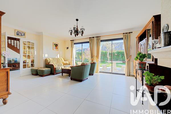 Maison à vendre 6 pièces 198 m² Lagny-sur-Marne