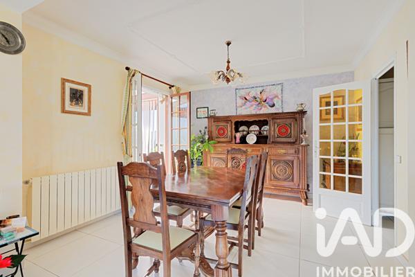 Maison à vendre 6 pièces 198 m² Lagny-sur-Marne