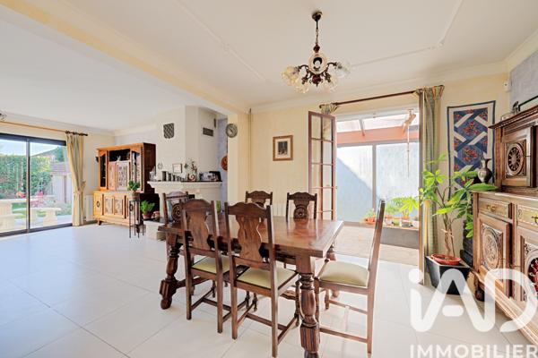 Maison à vendre 6 pièces 198 m² Lagny-sur-Marne