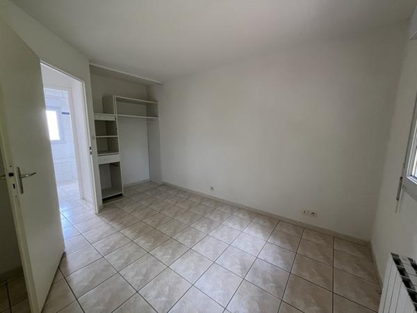 Maison à louer 1 050 € CC Beaupuy 3 p 85 m² DPE C