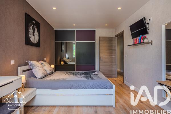 Maison à vendre 10 pièces 430 m² Saint-Jean-d'Angély