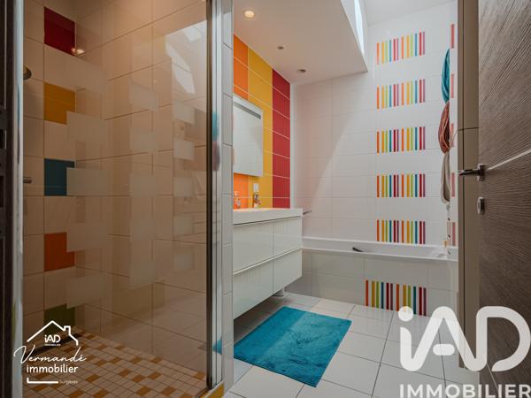 Maison à vendre 10 pièces 430 m² Saint-Jean-d'Angély