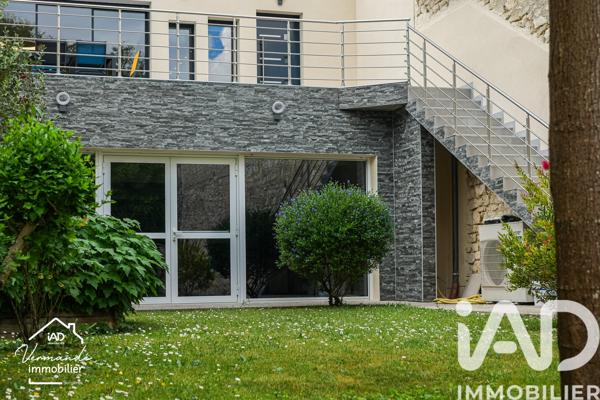 Maison à vendre 10 pièces 430 m² Saint-Jean-d'Angély
