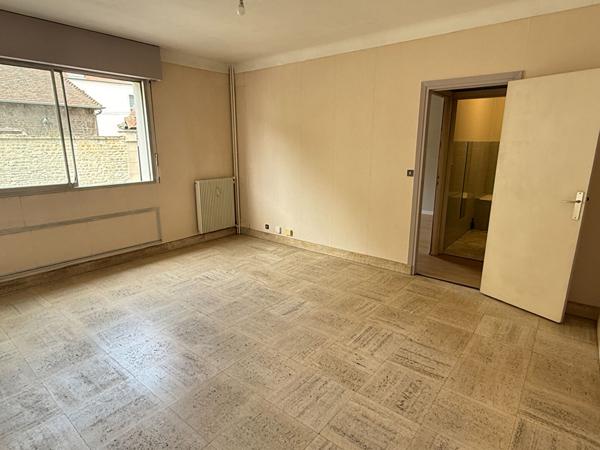 Appartement F2 46m2 - CAEN quartier VAUGUEUX