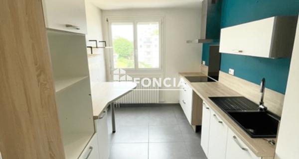 Location Appartement 4 pièces 73 m² - Saint-étienne 42100