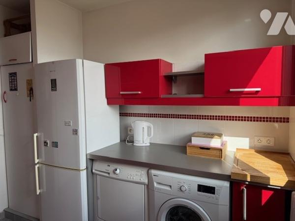 Appartement à Vendre à Montmorency (95160) en Val-d'Oise (95), 3 pièces avec balcon,