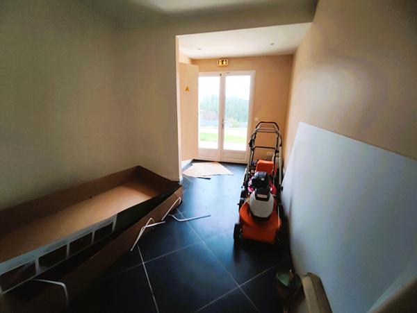 Location local commercial Guerville - 117 m² - 1 140 €/mois