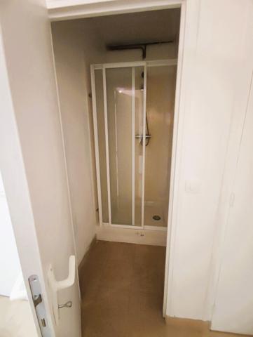 Location local commercial Guerville - 117 m² - 1 140 €/mois