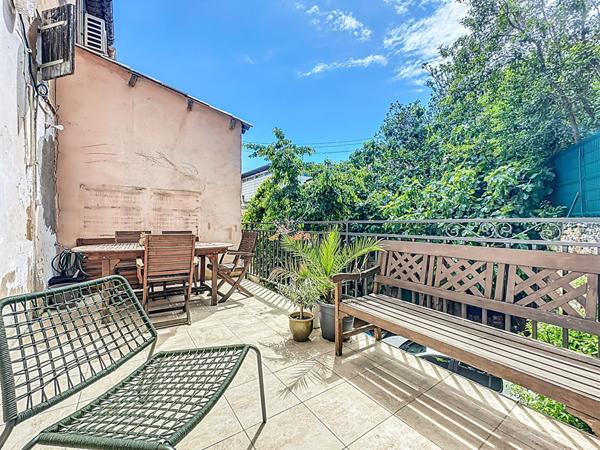 Maison  de ville T3 - Marseille 13015 - Saint-Antoine - Garage