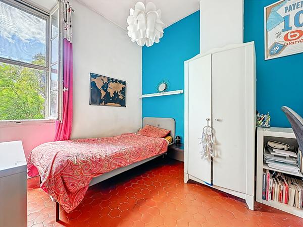 Maison  de ville T3 - Marseille 13015 - Saint-Antoine - Garage