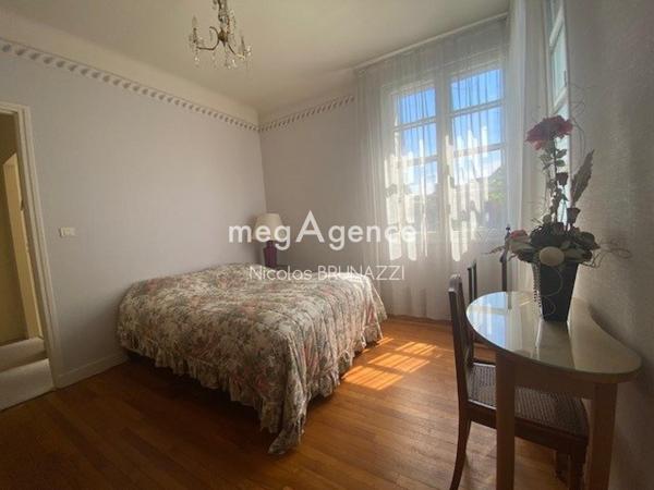Maison à VIMOUTIERS, 61120 - 5 pièces 180m²