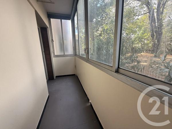 Appartement F3 à vendre  3 pièces - 58,62 m 2   NIMES  - 30