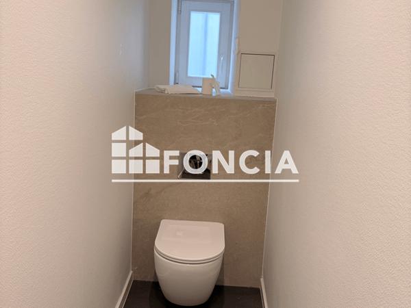 Location Appartement 4 pièces 90.1 m² - 17 RUE DU GENERAL UHRICH Strasbourg 67000