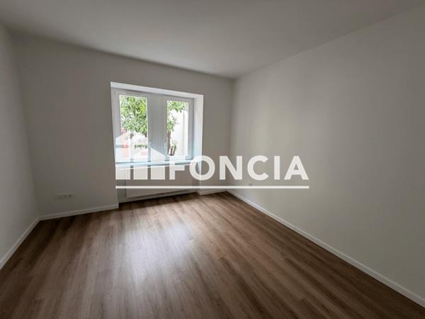 Location Appartement 4 pièces 90.1 m² - 17 RUE DU GENERAL UHRICH Strasbourg 67000