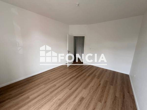 Location Appartement 4 pièces 90.1 m² - 17 RUE DU GENERAL UHRICH Strasbourg 67000