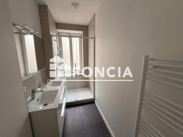 Location Appartement 4 pièces 90.1 m² - 17 RUE DU GENERAL UHRICH Strasbourg 67000