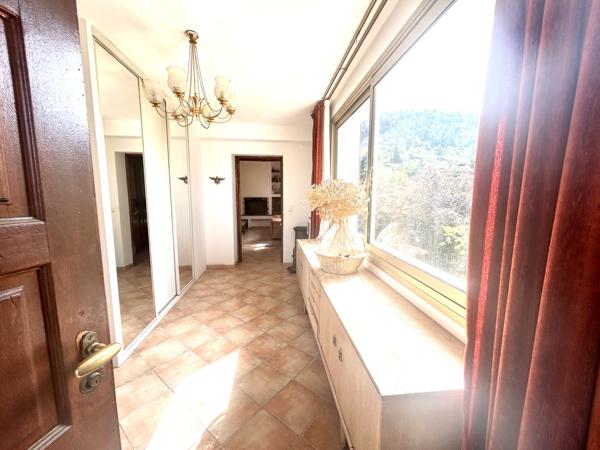 Maison 5 pièces - 160 m²