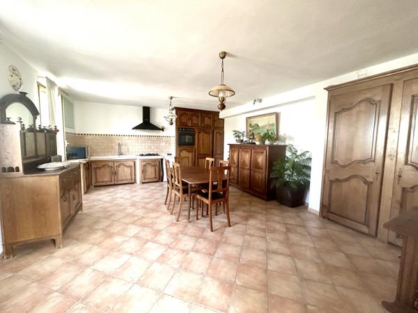 Maison 5 pièces - 160 m²