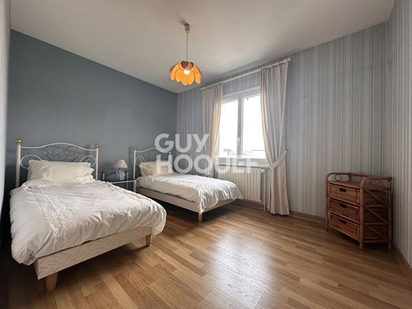 Maison Jaunay-Clan avec dépendances