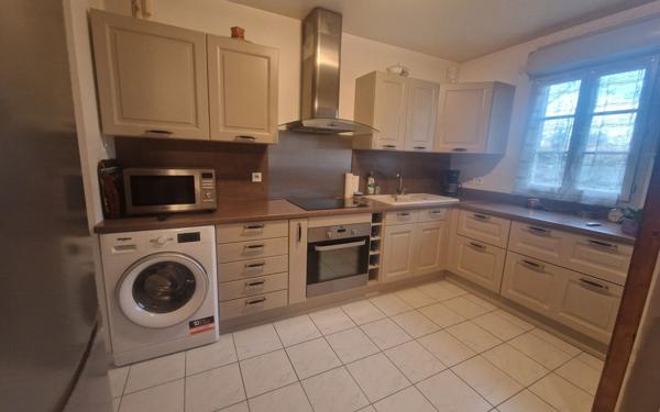 Appartement à louer    3 pièces • 61,57 m2 Brie-Comte-Robert