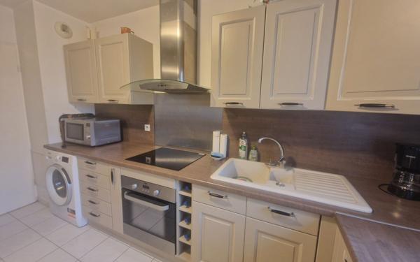 Appartement à louer    3 pièces • 61,57 m2 Brie-Comte-Robert