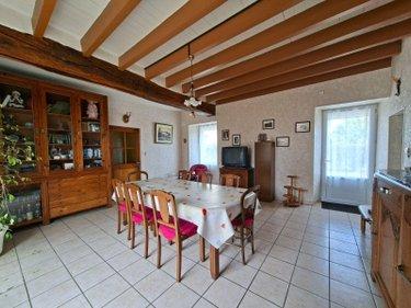 Maison à vendre à Genneton dans les Deux-Sèvres (79150), ref : AGM 85*